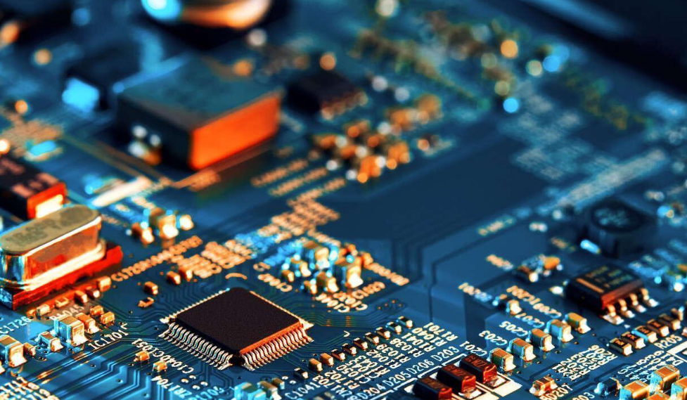 雨季不“翻車(chē)”！淋雨實(shí)驗(yàn)箱助力產(chǎn)品防水性能升級(jí)